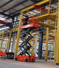 剪叉式高空作業(yè)